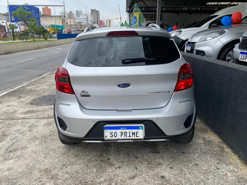 Ford Ka Hatch Prata