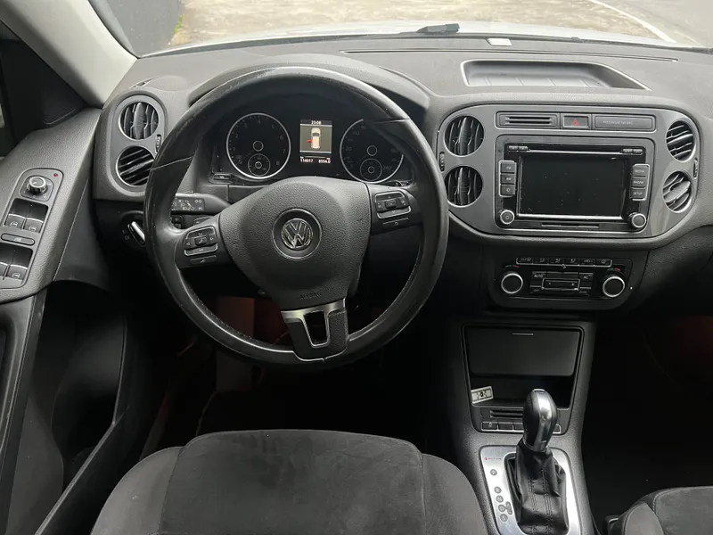 Volkswagen Tiguan Prata
