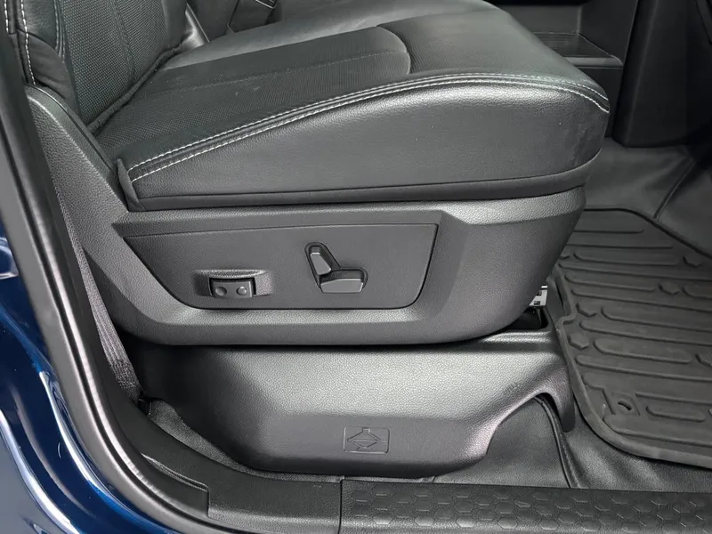 Ram CLASSIC Azul