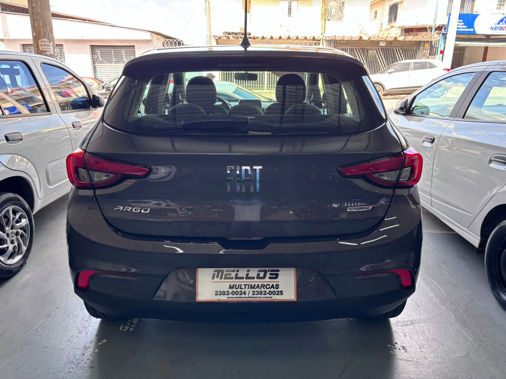 Fiat Argo Cinza