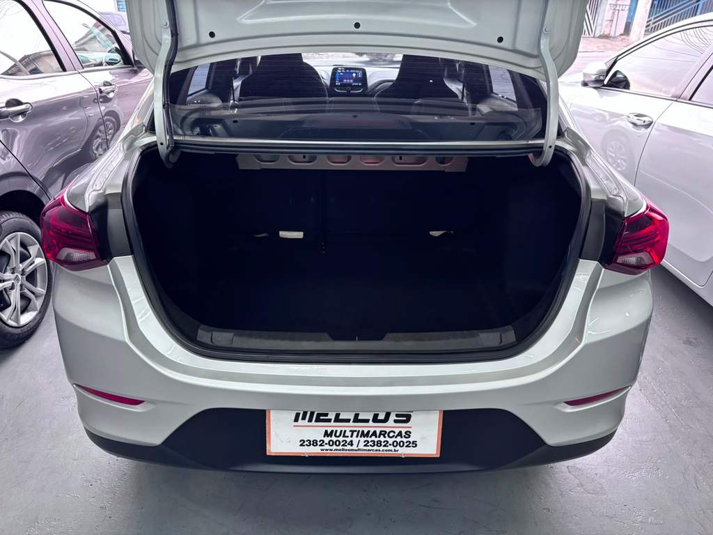 Chevrolet Onix Sedan Prata