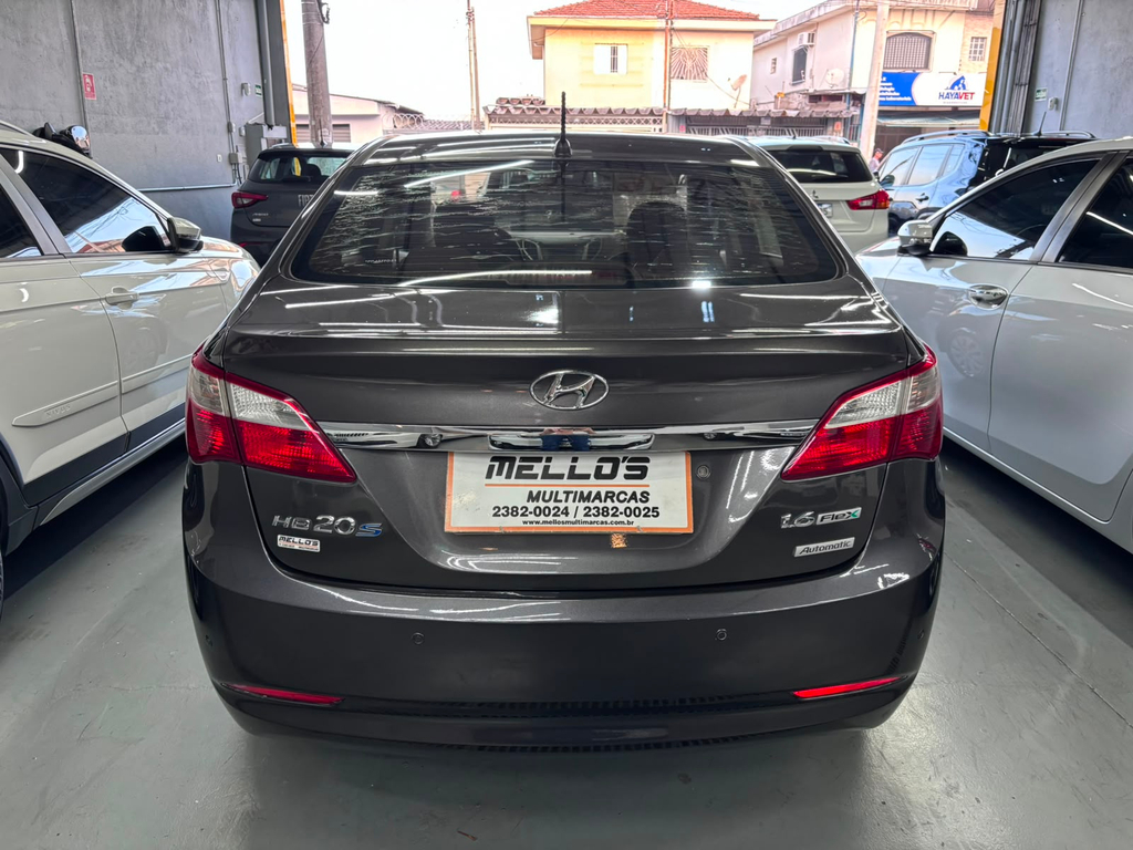 Hyundai HB20S Cinza