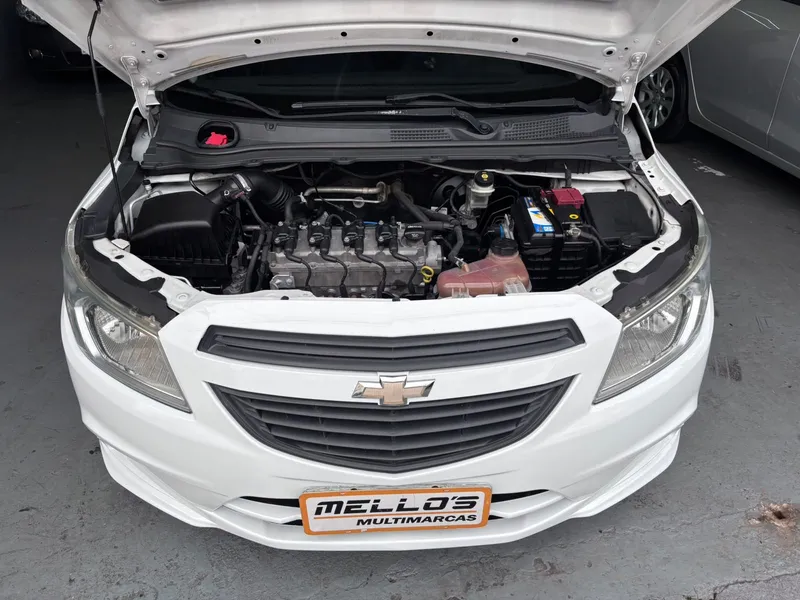 Chevrolet Onix Branco