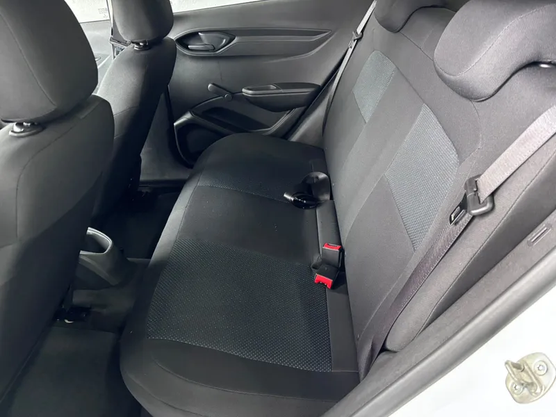 Chevrolet Onix Branco