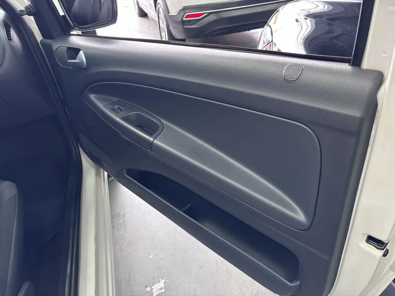 Volkswagen Saveiro Branco