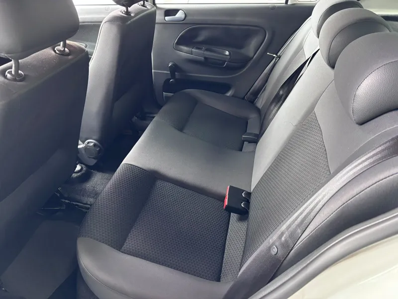 Volkswagen Gol Branco
