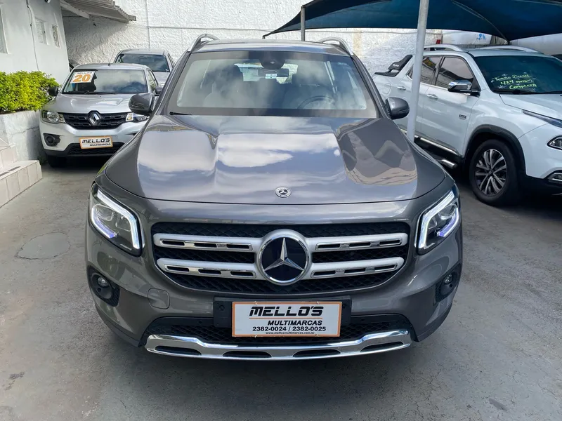 Mercedes Benz GLB 200 Cinza