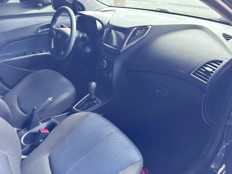Hyundai HB20 Preto