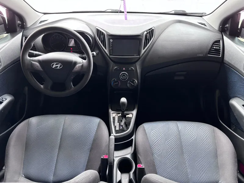 Hyundai HB20 Preto