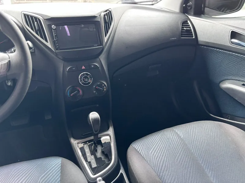 Hyundai HB20 Preto