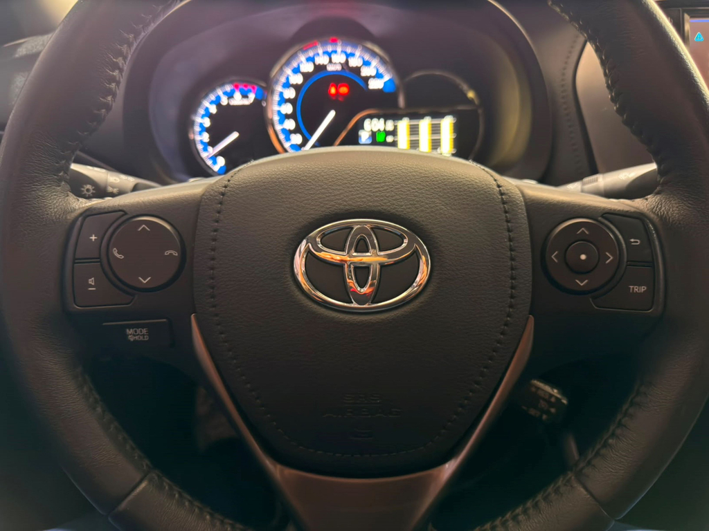 Toyota Yaris Sedan Cinza