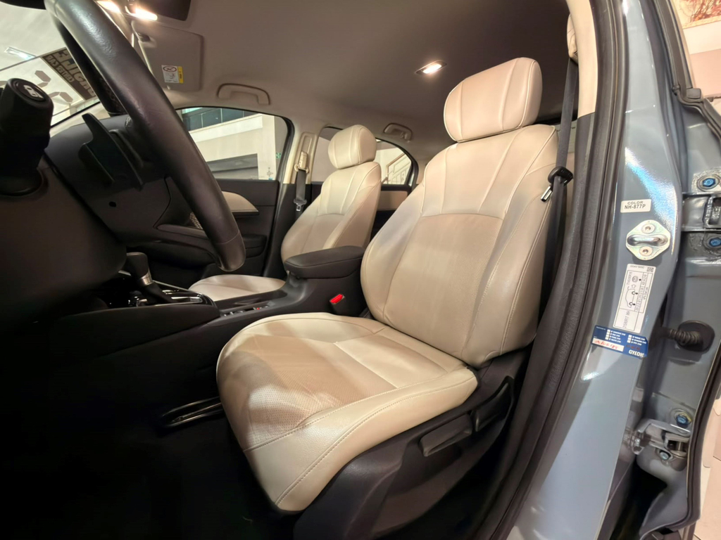 Honda HR-V Cinza