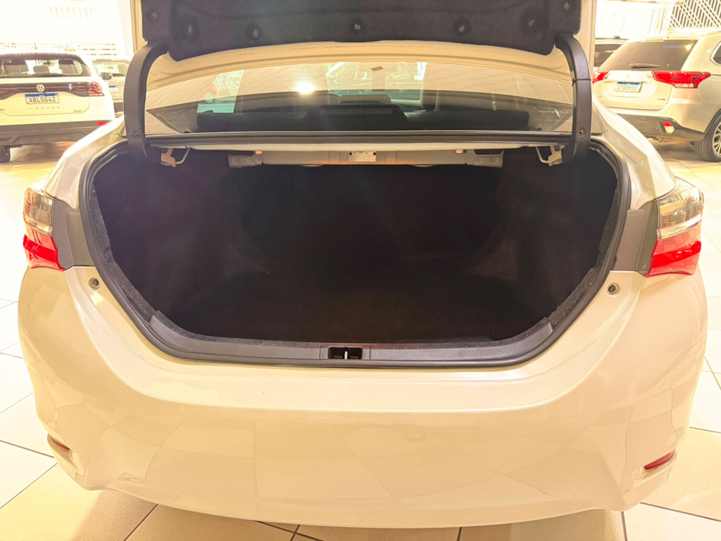Toyota Corolla Branco