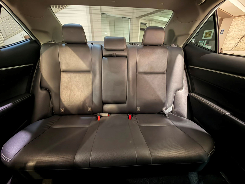 Toyota Corolla Branco