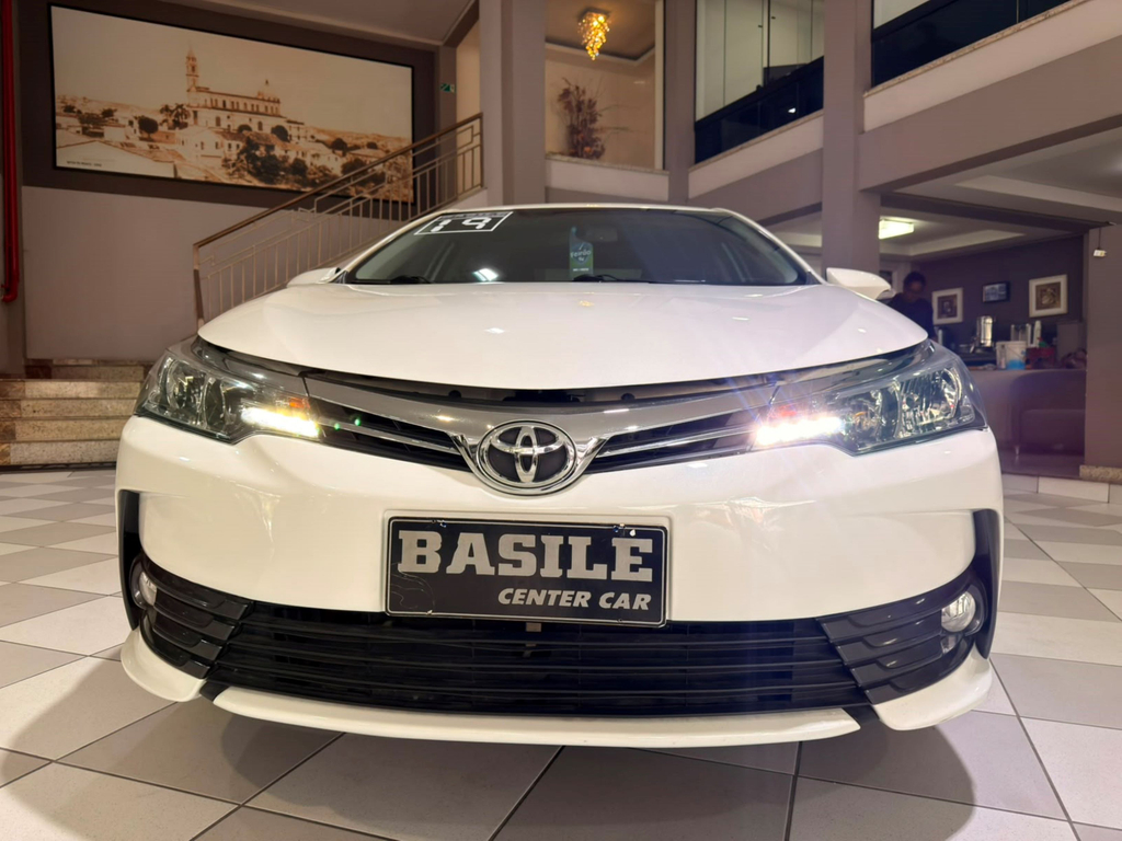 Toyota Corolla Branco