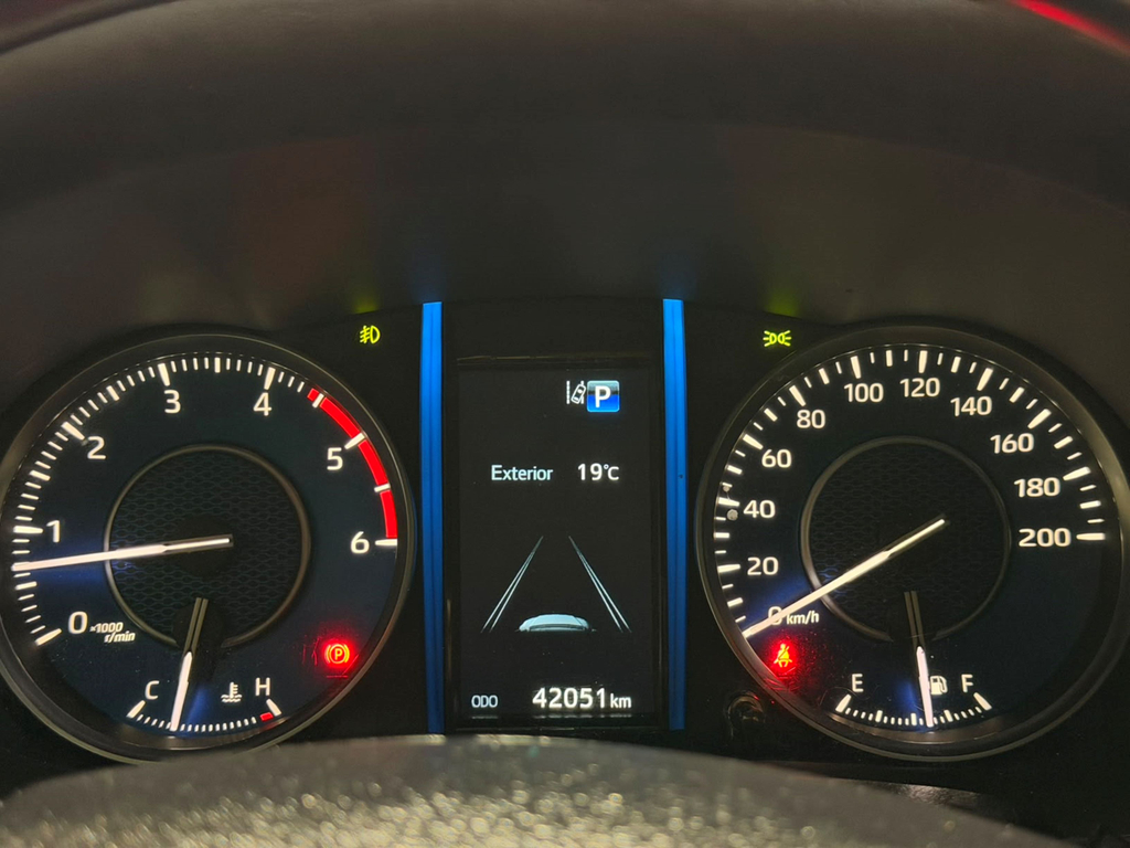 Toyota Hilux Prata