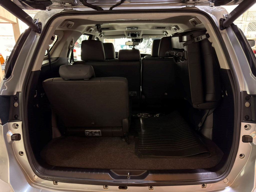 Toyota Hilux Prata