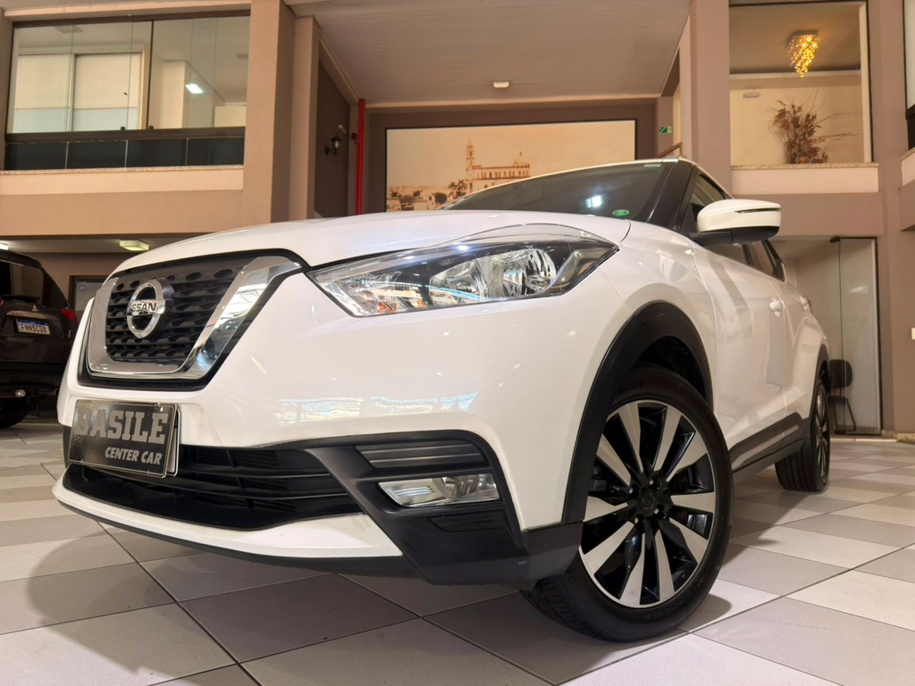 Nissan Kicks Branco