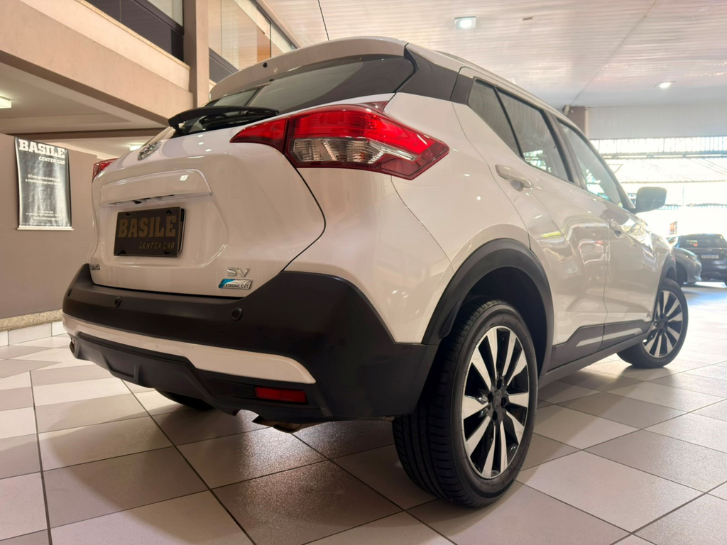 Nissan Kicks Branco