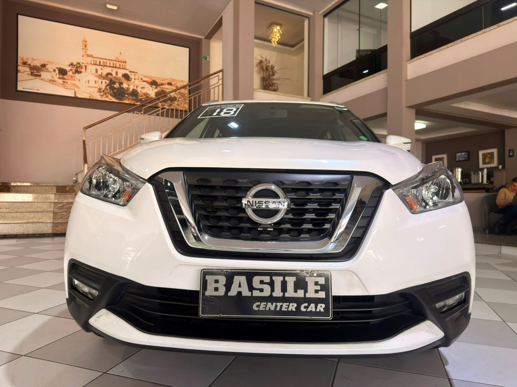 Nissan Kicks Branco