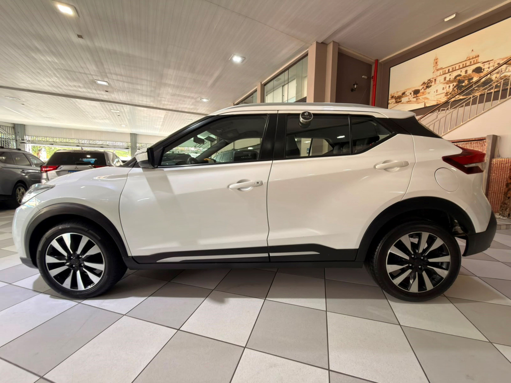 Nissan Kicks Branco