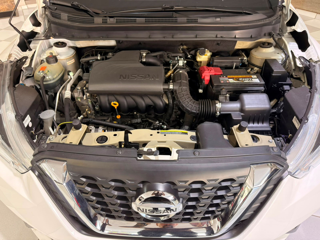 Nissan Kicks Branco