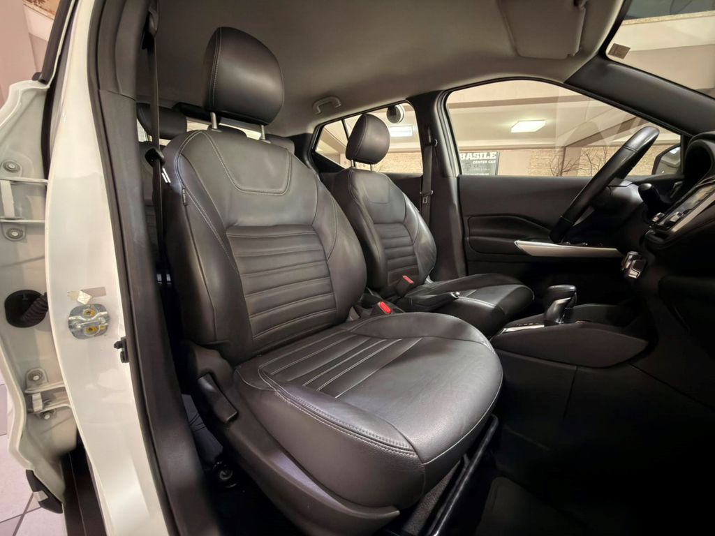 Nissan Kicks Branco
