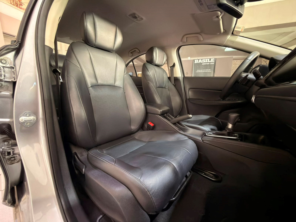 Honda City Prata