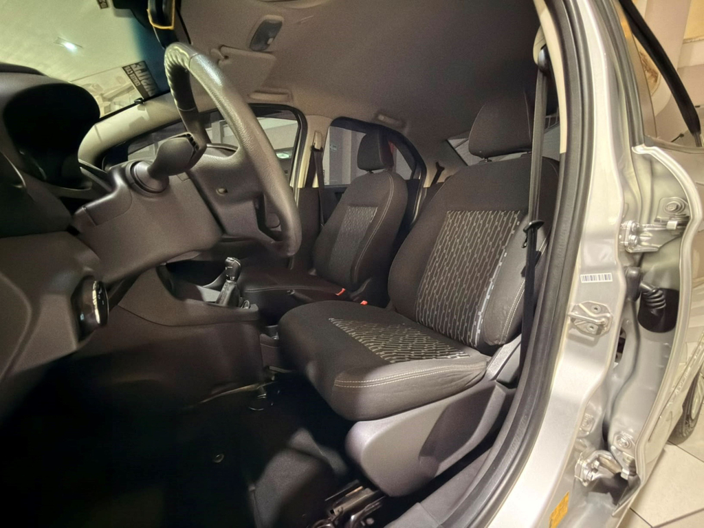 Ford Ka+ Prata