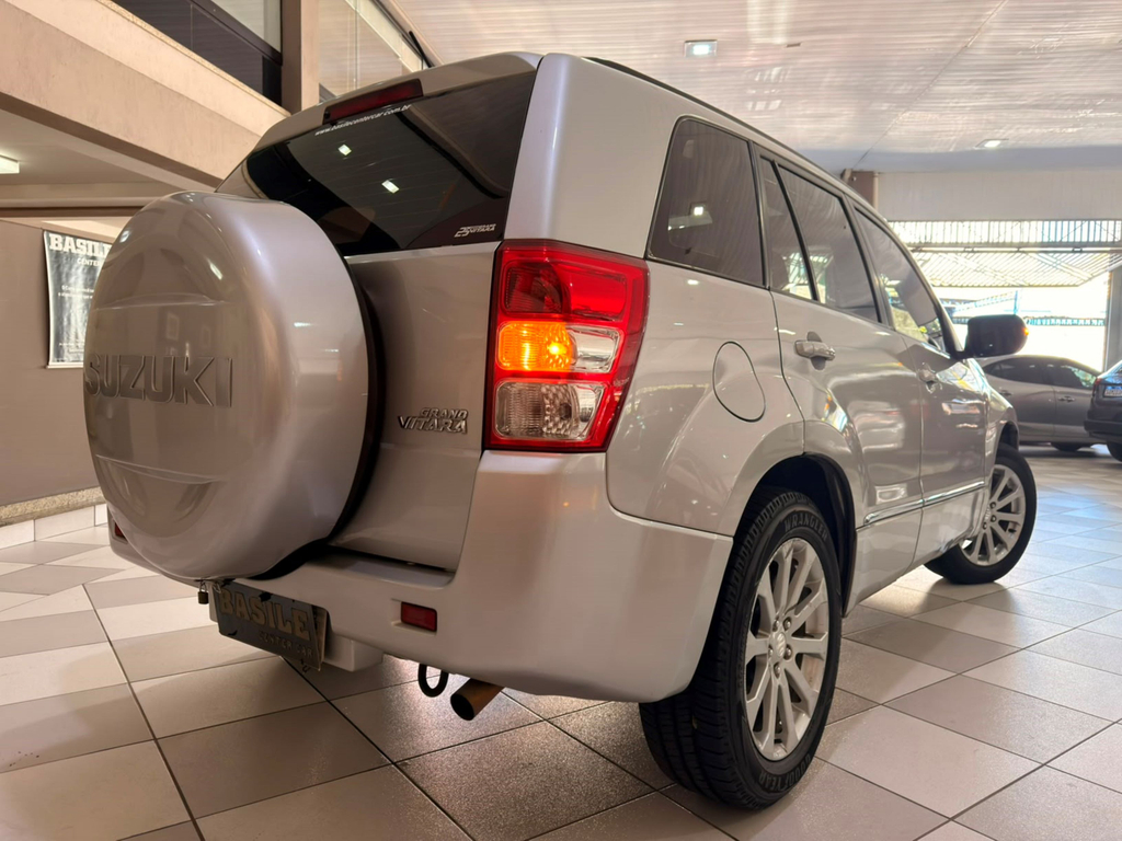 Suzuki Grand Vitara Prata