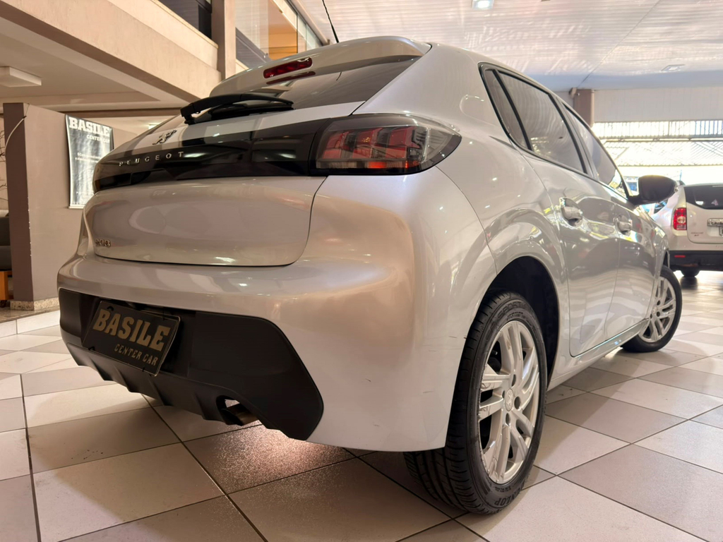 Peugeot 208 Prata