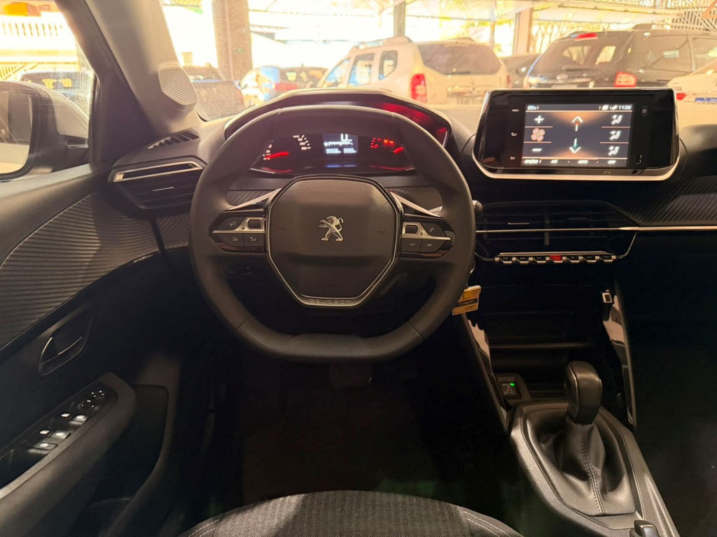 Peugeot 208 Prata