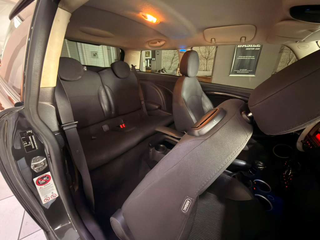 Mini Cooper Cinza