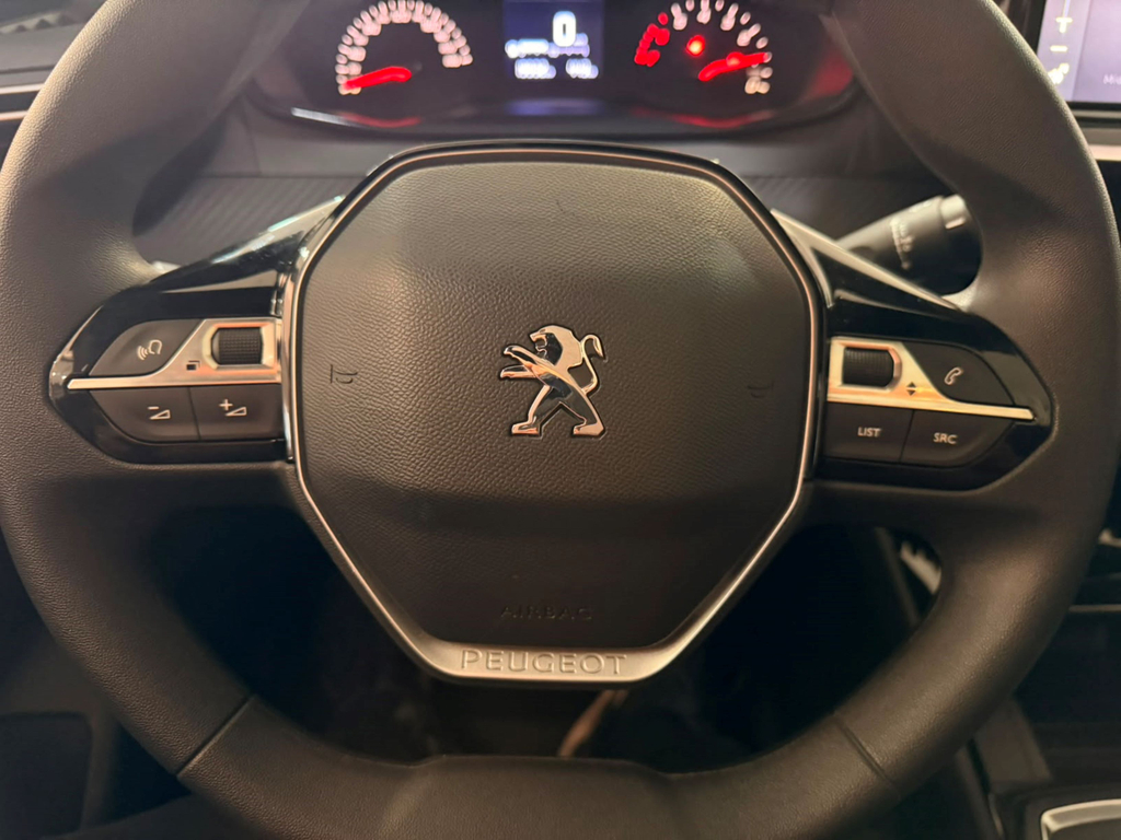 Peugeot 208 Cinza