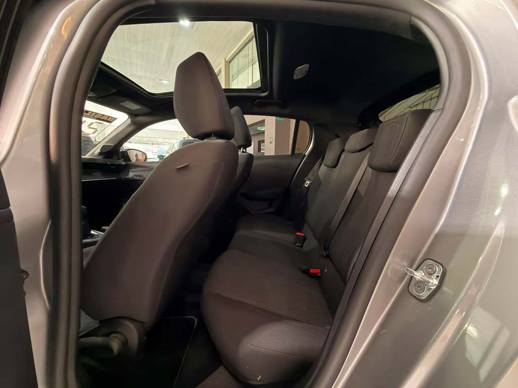 Peugeot 208 Cinza