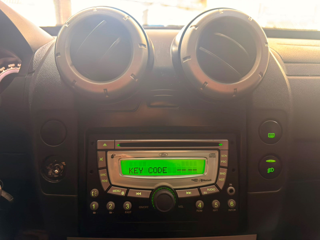 Ford EcoSport Prata