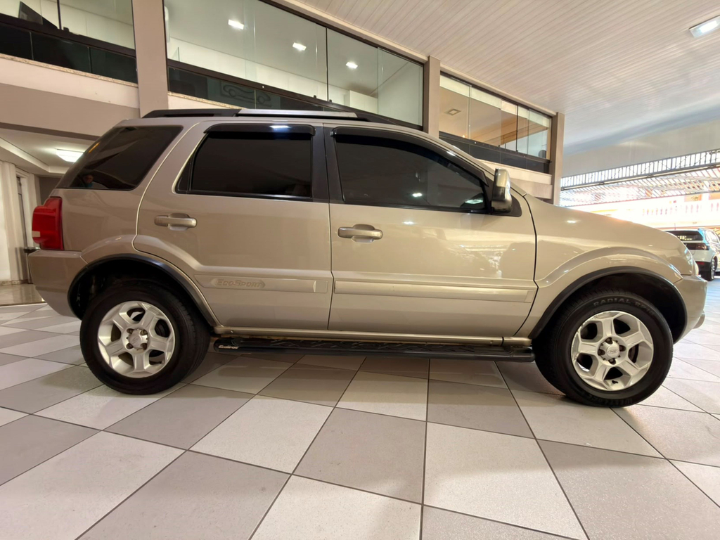 Ford EcoSport Prata