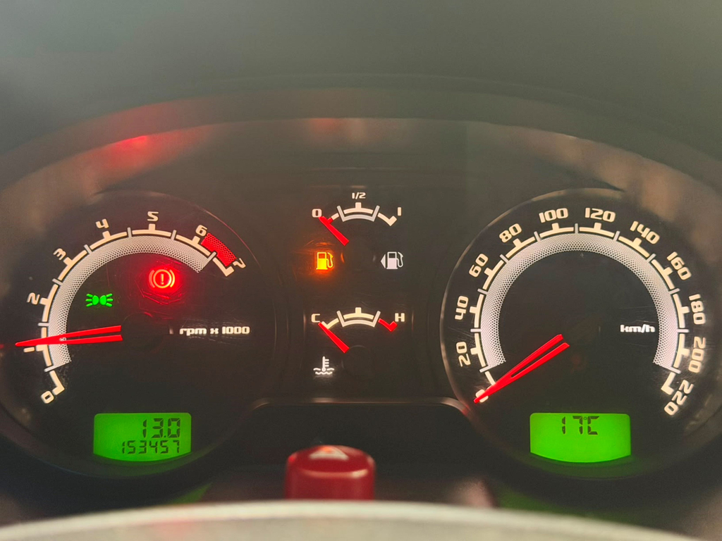 Ford EcoSport Prata