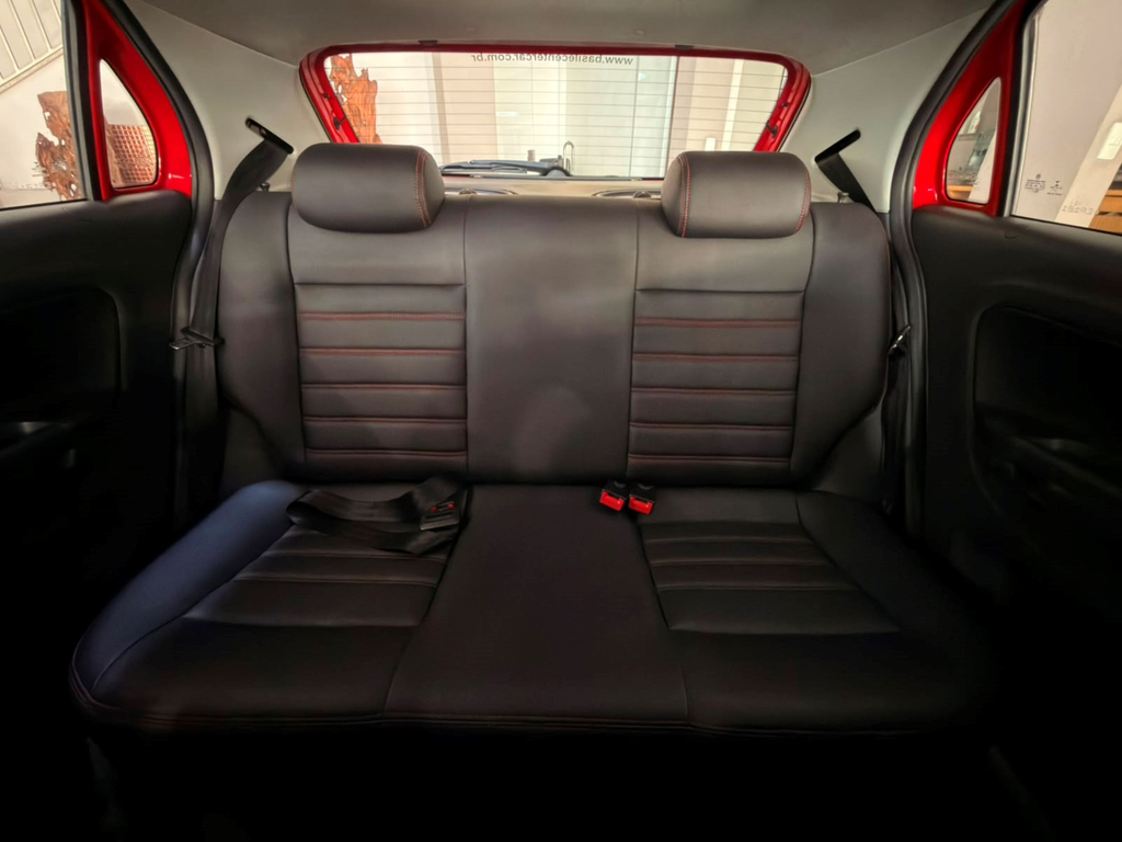 Volkswagen Gol Vermelho