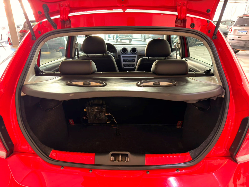 Volkswagen Gol Vermelho