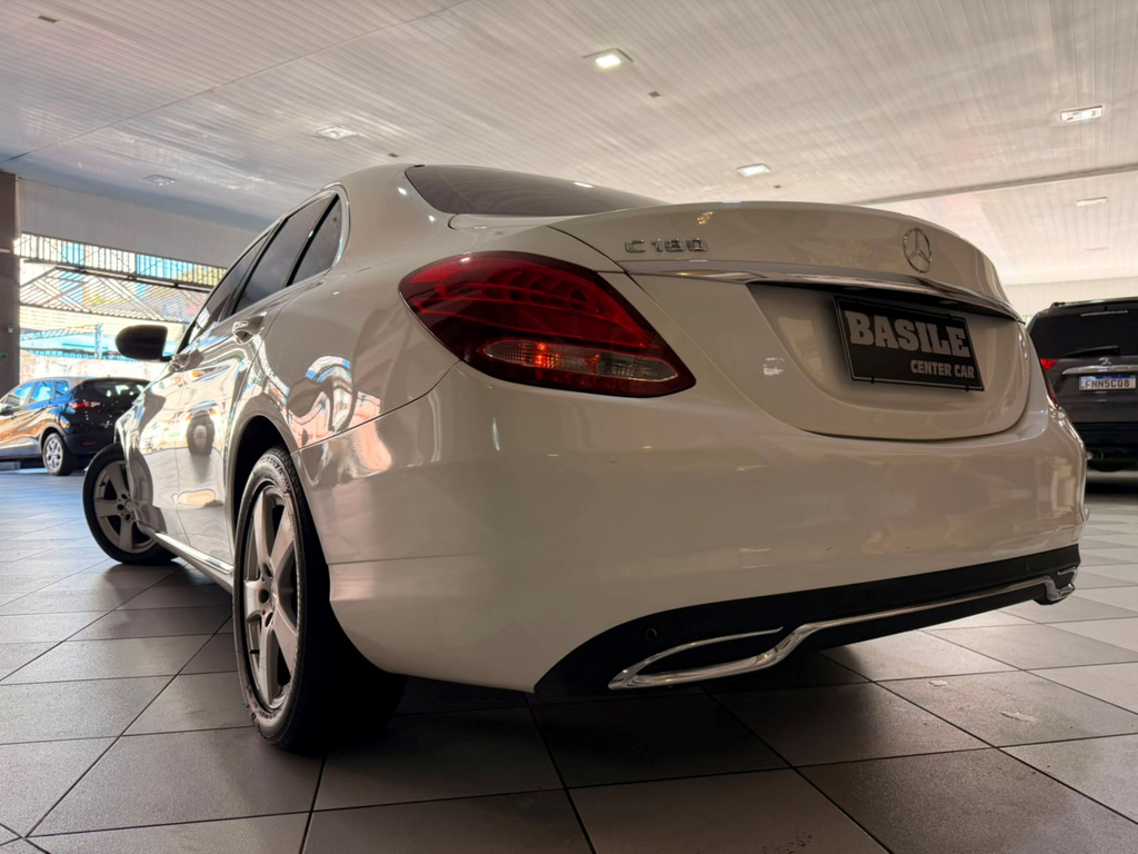 Mercedes Benz C-180 Branco