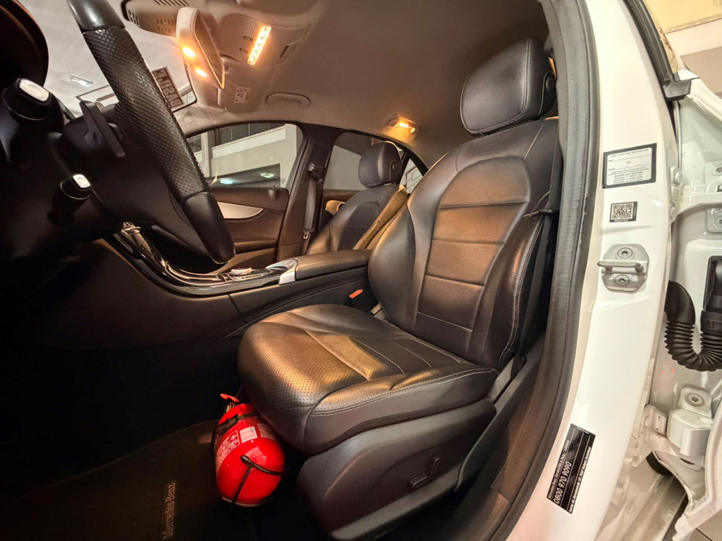 Mercedes Benz C-180 Branco