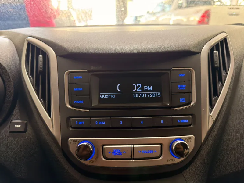 Hyundai HB20 Prata