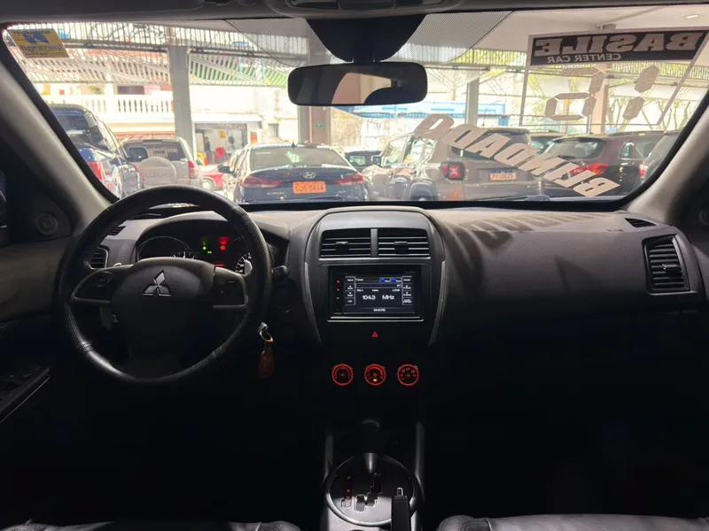 Mitsubishi ASX Marrom