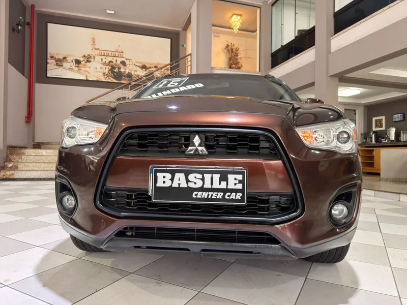 Mitsubishi ASX Marrom