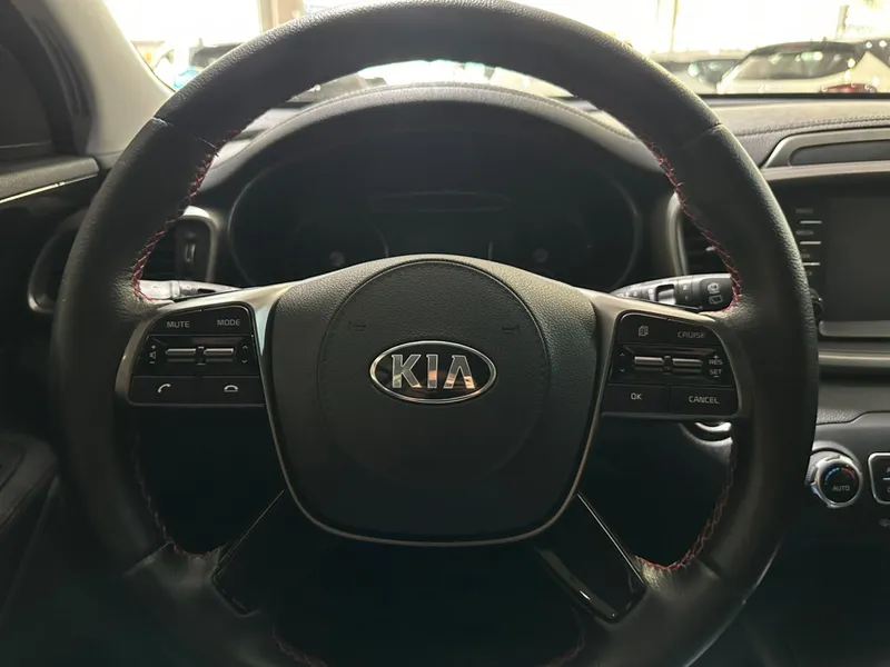 Kia Sorento Preto