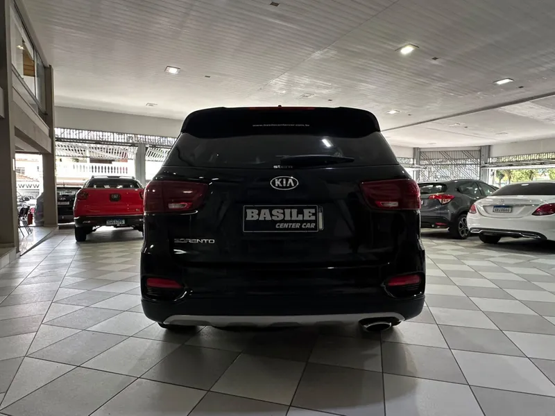 Kia Sorento Preto