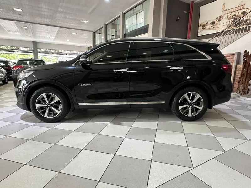 Kia Sorento Preto
