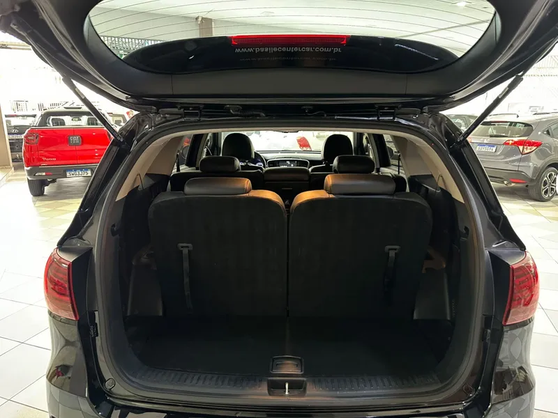 Kia Sorento Preto