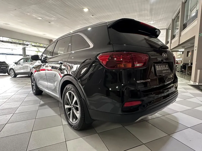 Kia Sorento Preto